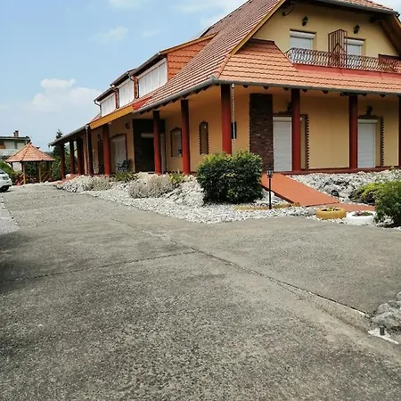 Napocska Panzio Gasthof Vonyarcvashegy